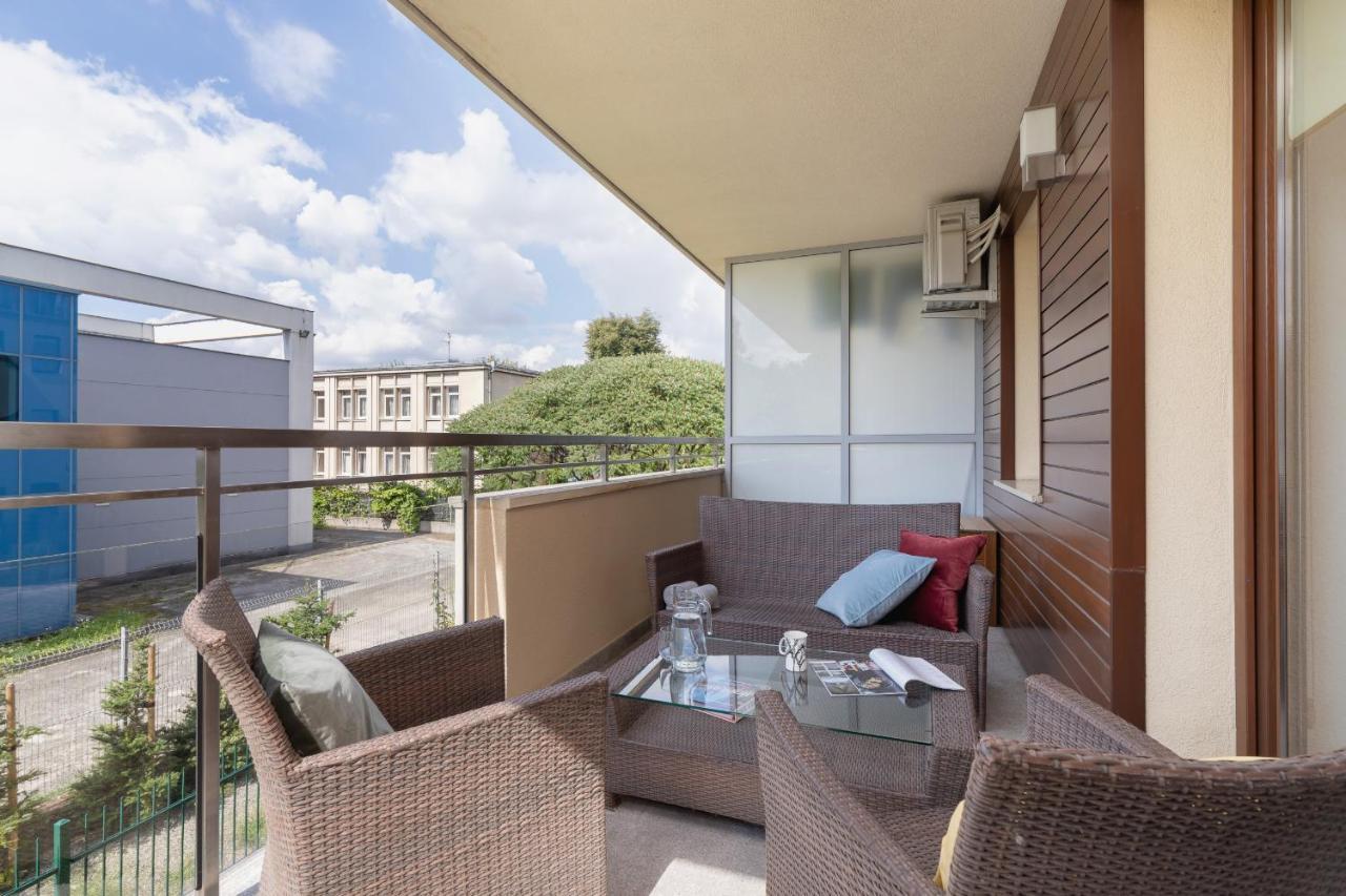 Krakow Blonia Apartment With Balcony By Noclegi Renters Екстериор снимка